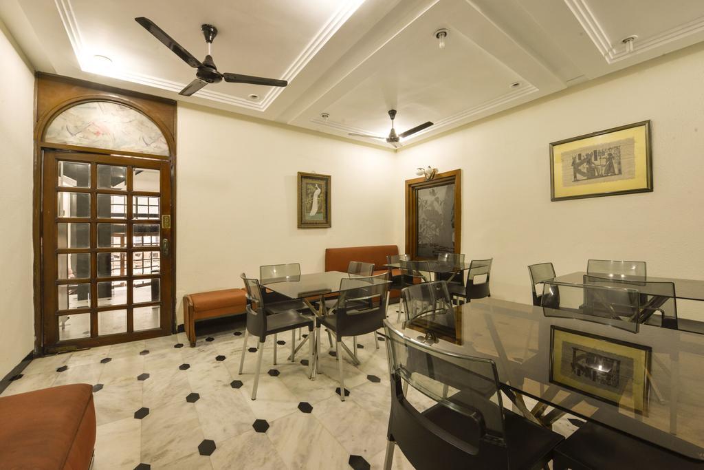 Camac Plaza Hotell Calcutta Exteriör bild
