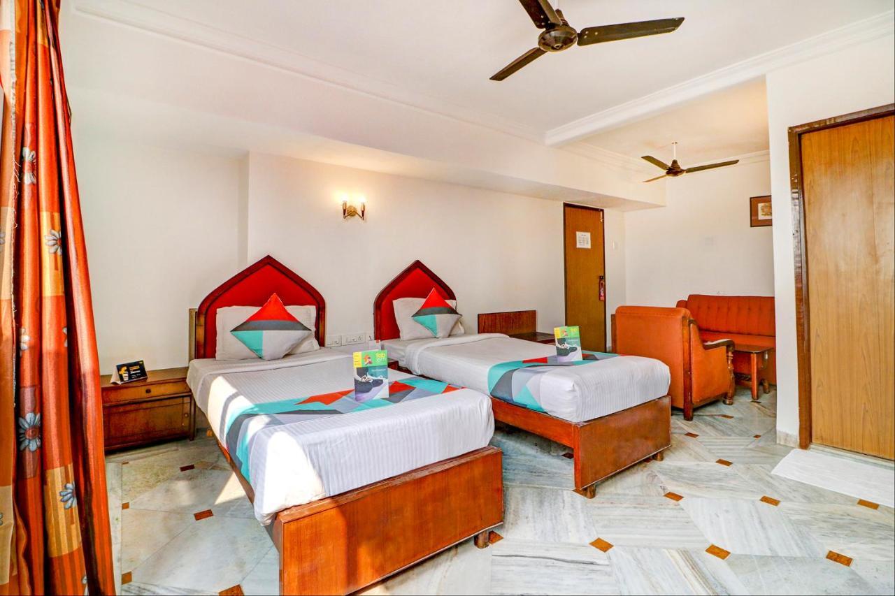 Camac Plaza Hotell Calcutta Exteriör bild