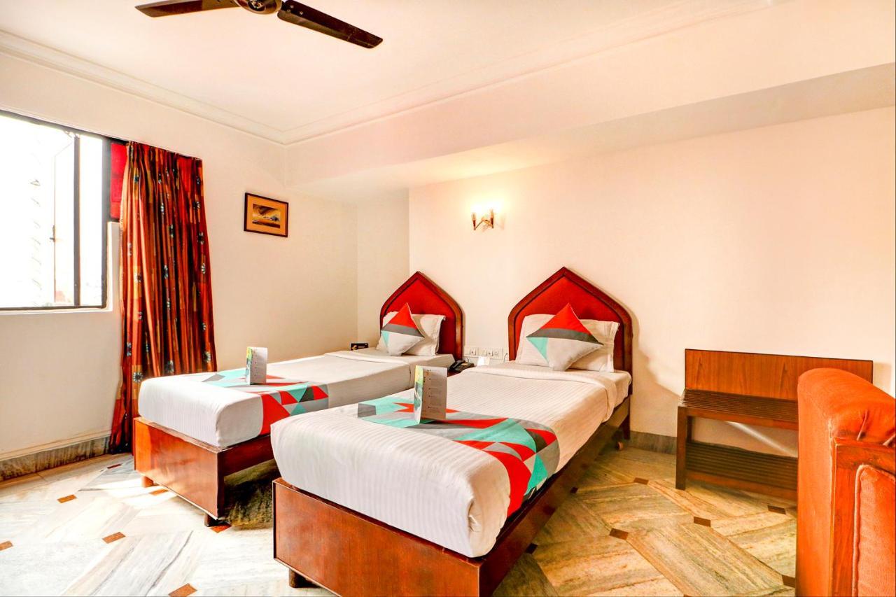 Camac Plaza Hotell Calcutta Exteriör bild
