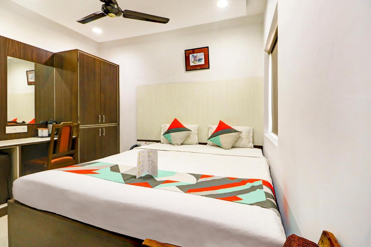 Camac Plaza Hotell Calcutta Exteriör bild